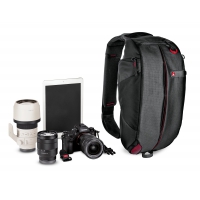 Manfrotto PL-FT-8 Fast Track-8 Pro Light fotografická brašna s ramenním popruhem pro Mirrorless